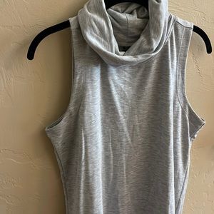 90 Degree sleeveless tunic tank, grey, size m